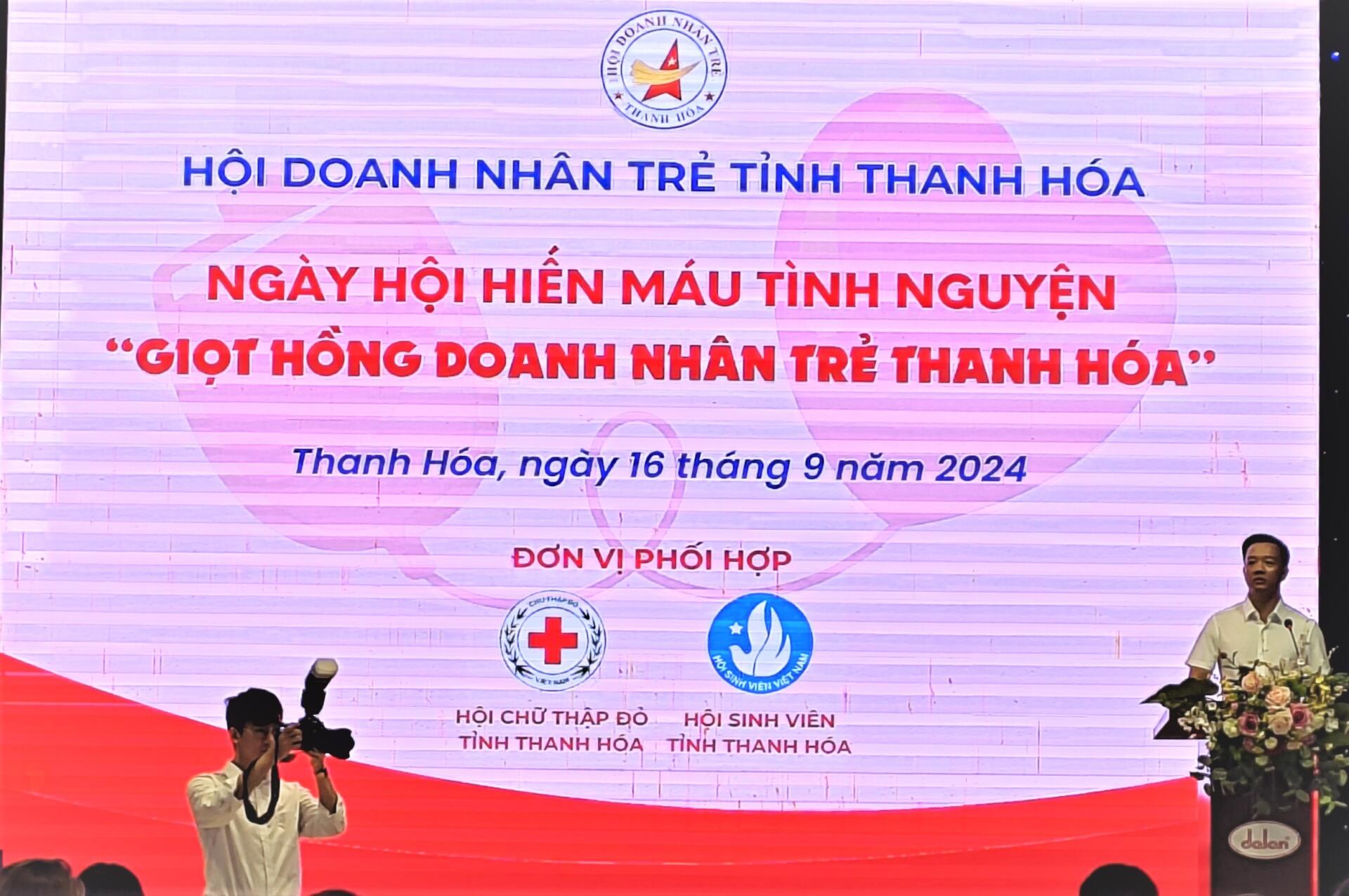 NGÀY HỘI: “GIỌT HỒNG DOANH NHÂN TRẺ THANH HÓA”