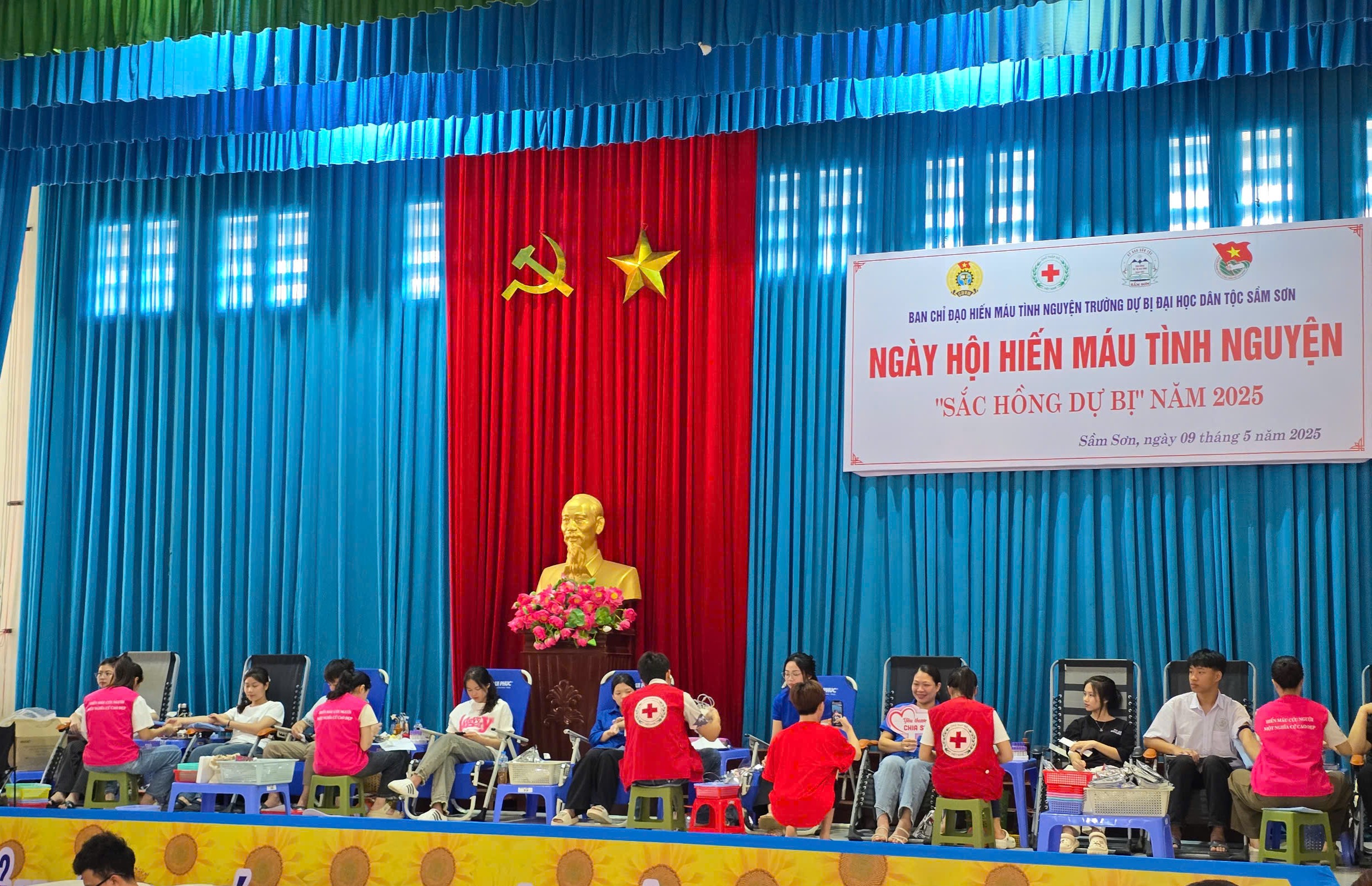 Ngày hội hiến máu tình nguyện “Sắc hồng Dự bị” năm 2025